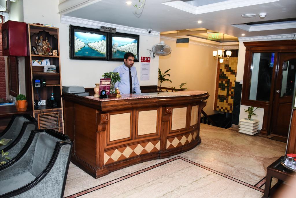 ホテル シティ ハート プレミアム Chandīgarh エクステリア 写真